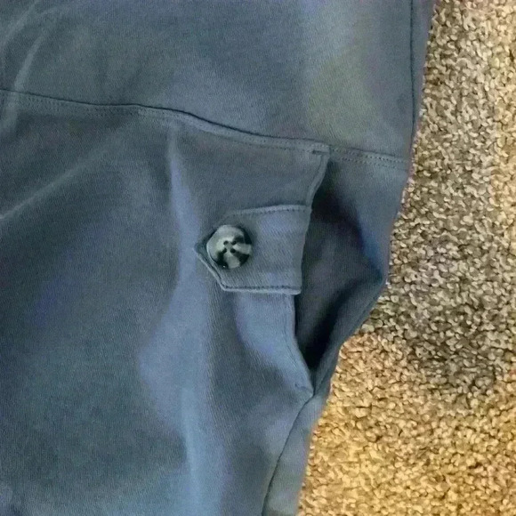 Ruby Ribbon capri - Picture 3 of 5